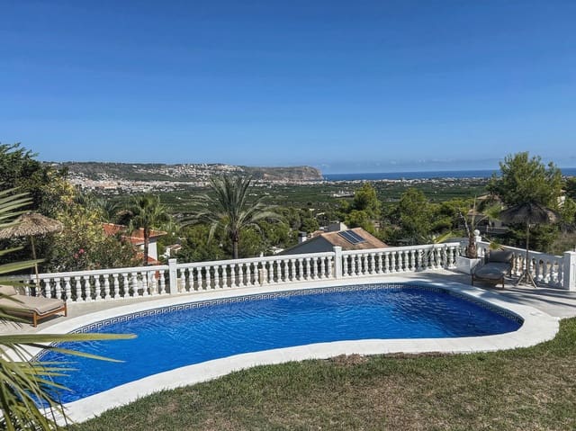 3 makuuhuone Huvila myytävänä paikassa Javea / Xàbia mukana uima-altaan - 995 000 € (Ref: 9344355)