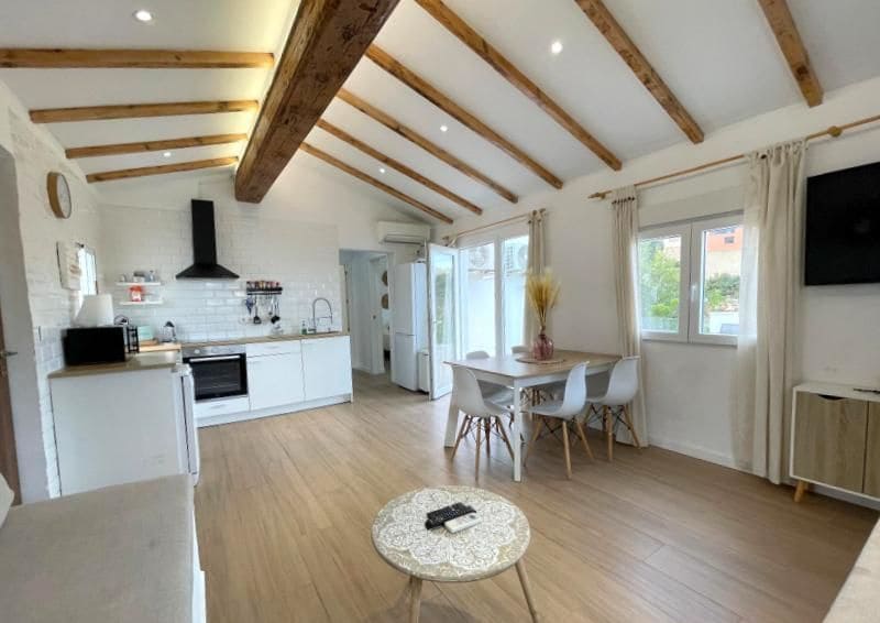 Chalet de 4 habitaciones en Dénia en venta con piscina - 480.000 € (Ref: 9344356)