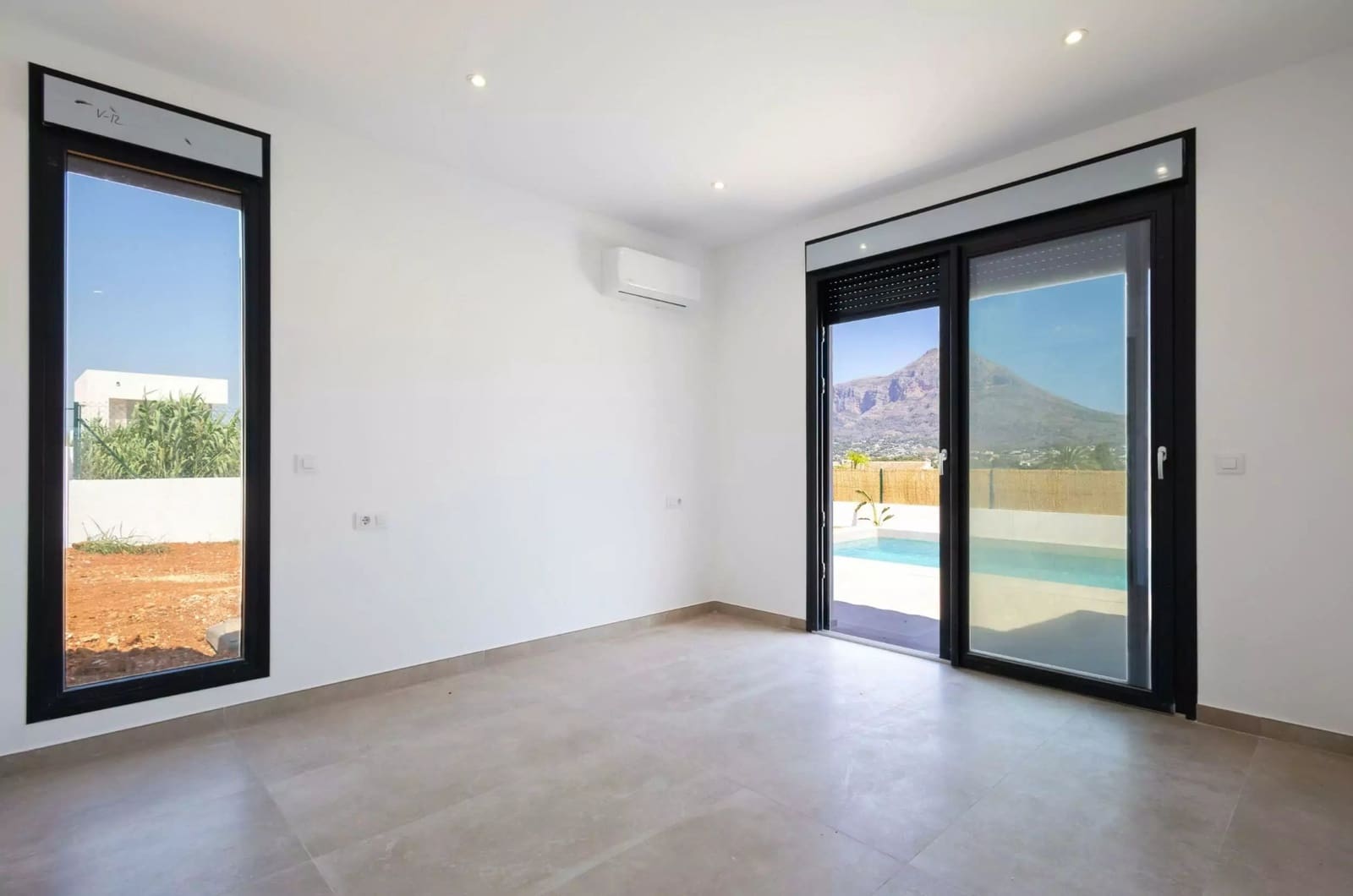 4 Zimmer Villa zu verkaufen in Javea / Xabia mit Pool - 995.000 € (Ref: 9346667)