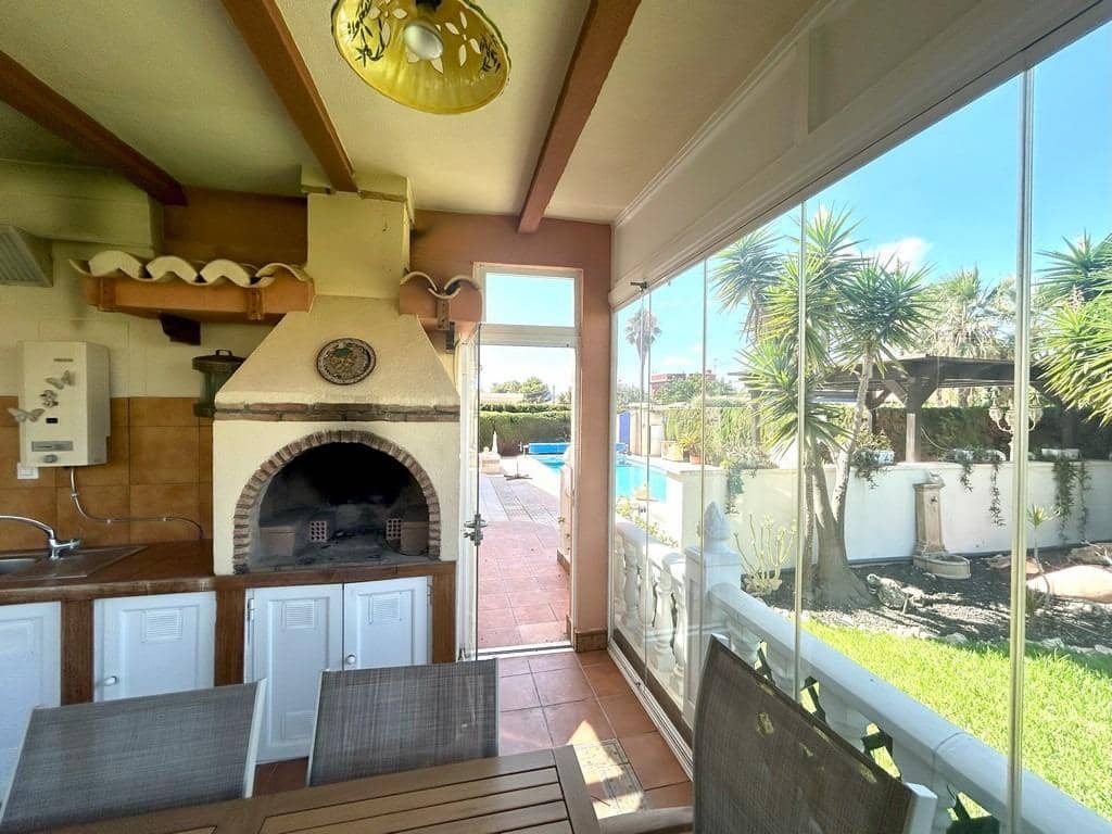 3 soveværelse Villa til salg i Cabo Roig - € 790.000 (Ref: 9348021)