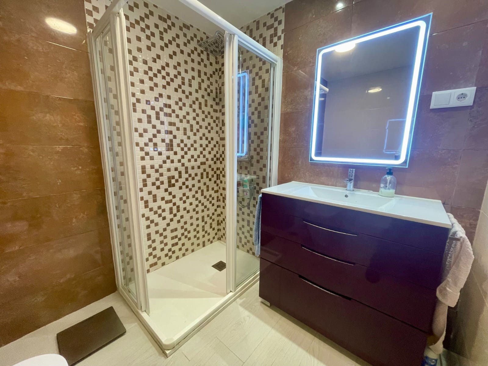 Apartamento de 3 habitaciones en Torrevieja en venta - 329.999 € (Ref: 9354152)