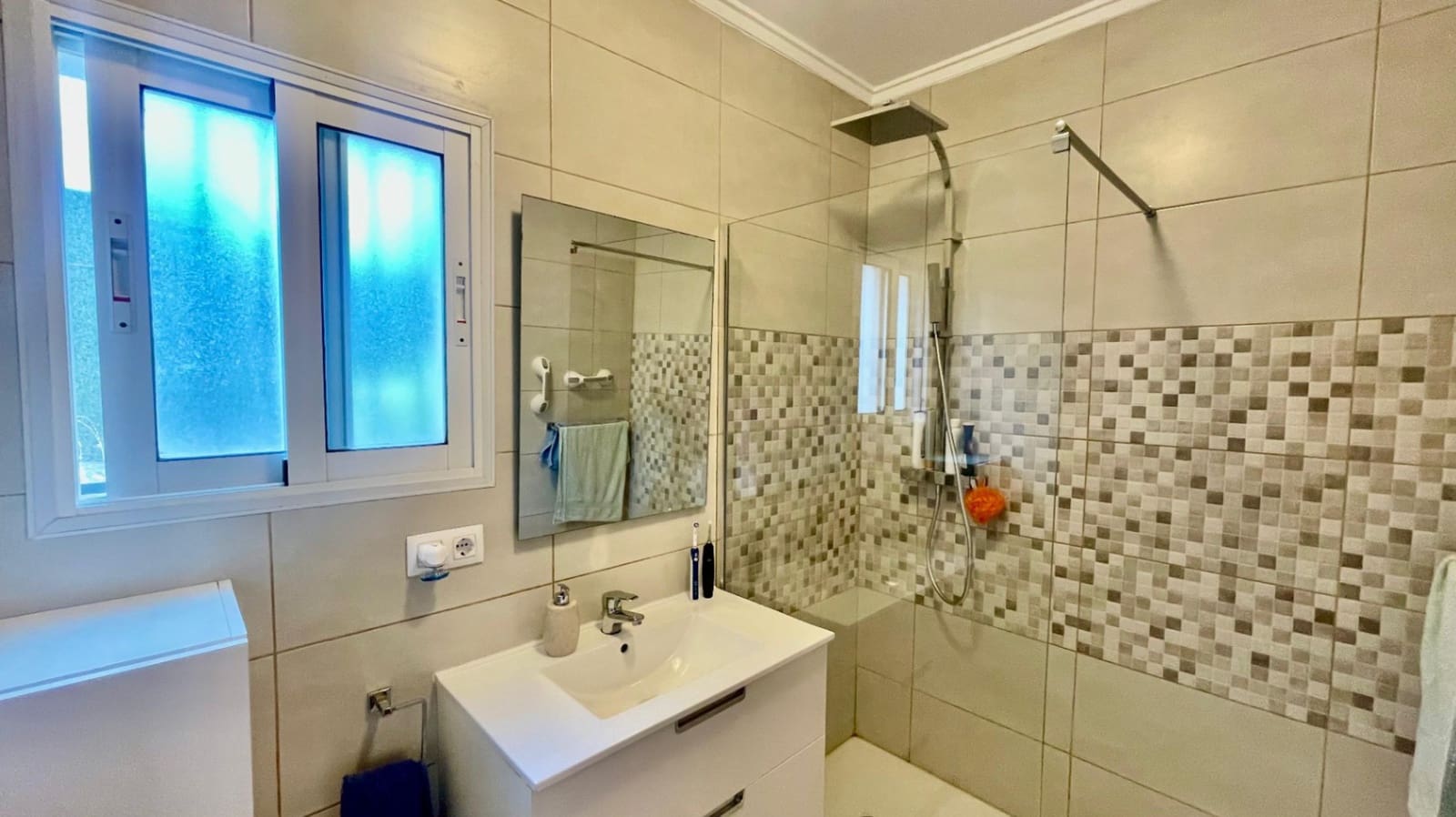 2 chambre Villa/Maison Semi-Mitoyenne à vendre à Jalon / Xalo avec piscine - 245 000 € (Ref: 9358869)