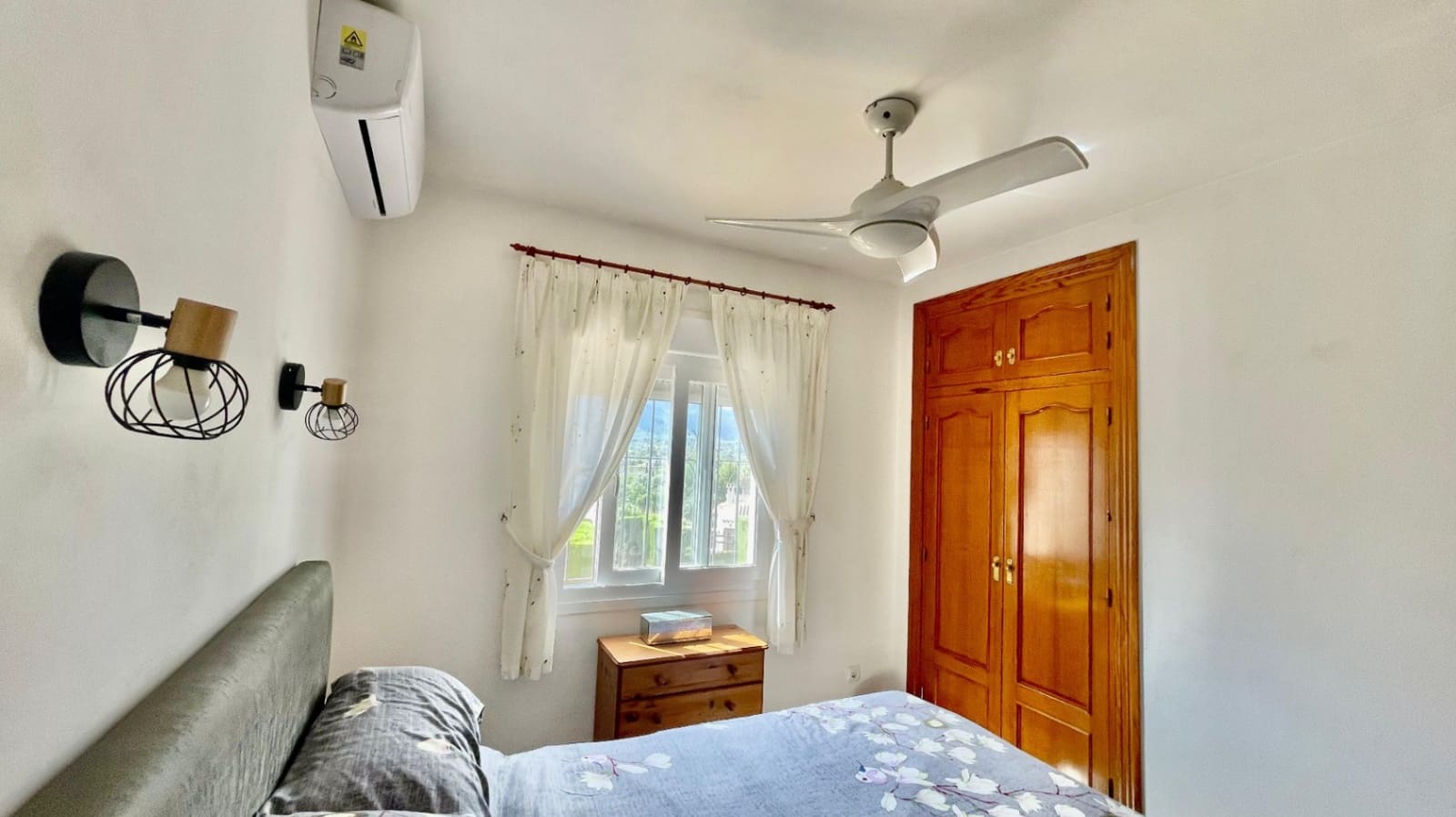 2 chambre Villa/Maison Semi-Mitoyenne à vendre à Jalon / Xalo avec piscine - 245 000 € (Ref: 9358869)