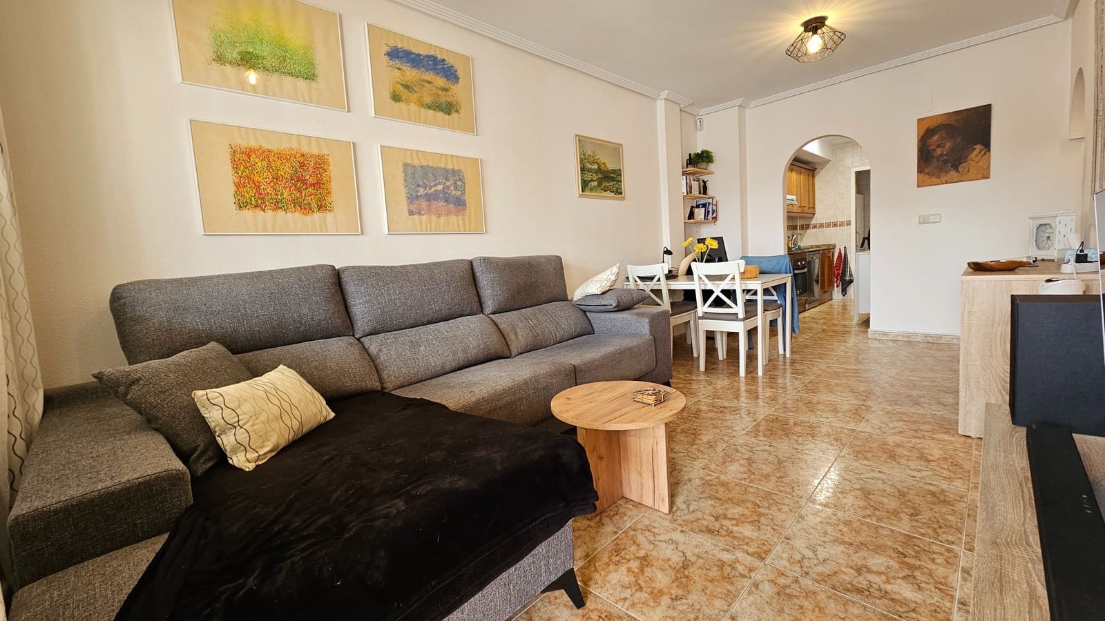 2 Zimmer Apartment zu verkaufen in Orihuela Costa mit Pool - 150.000 € (Ref: 9371409)