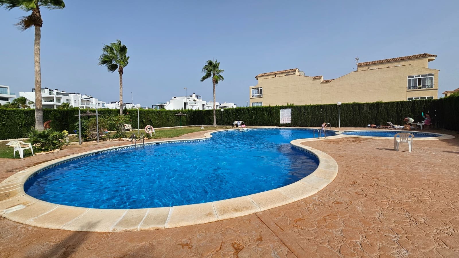 2 Zimmer Apartment zu verkaufen in Orihuela Costa mit Pool - 150.000 € (Ref: 9371409)