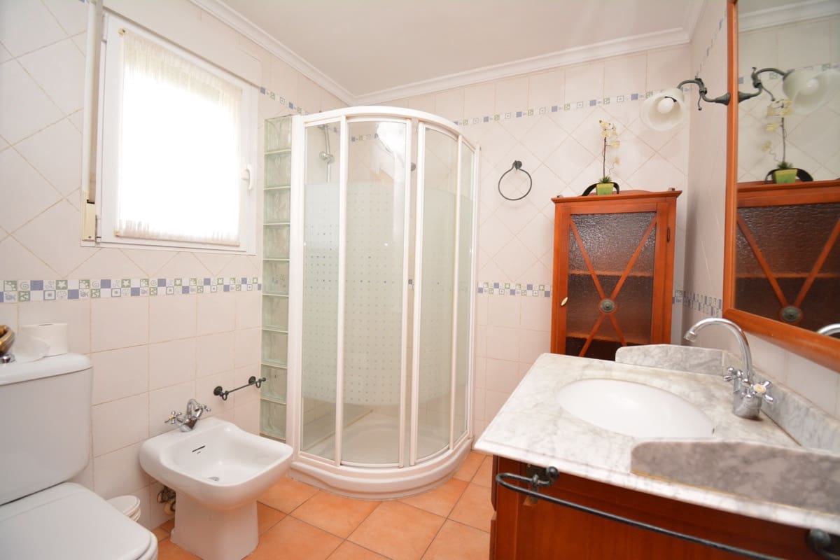 3 chambre Villa/Maison à vendre à Denia avec piscine - 549 000 € (Ref: 9374969)