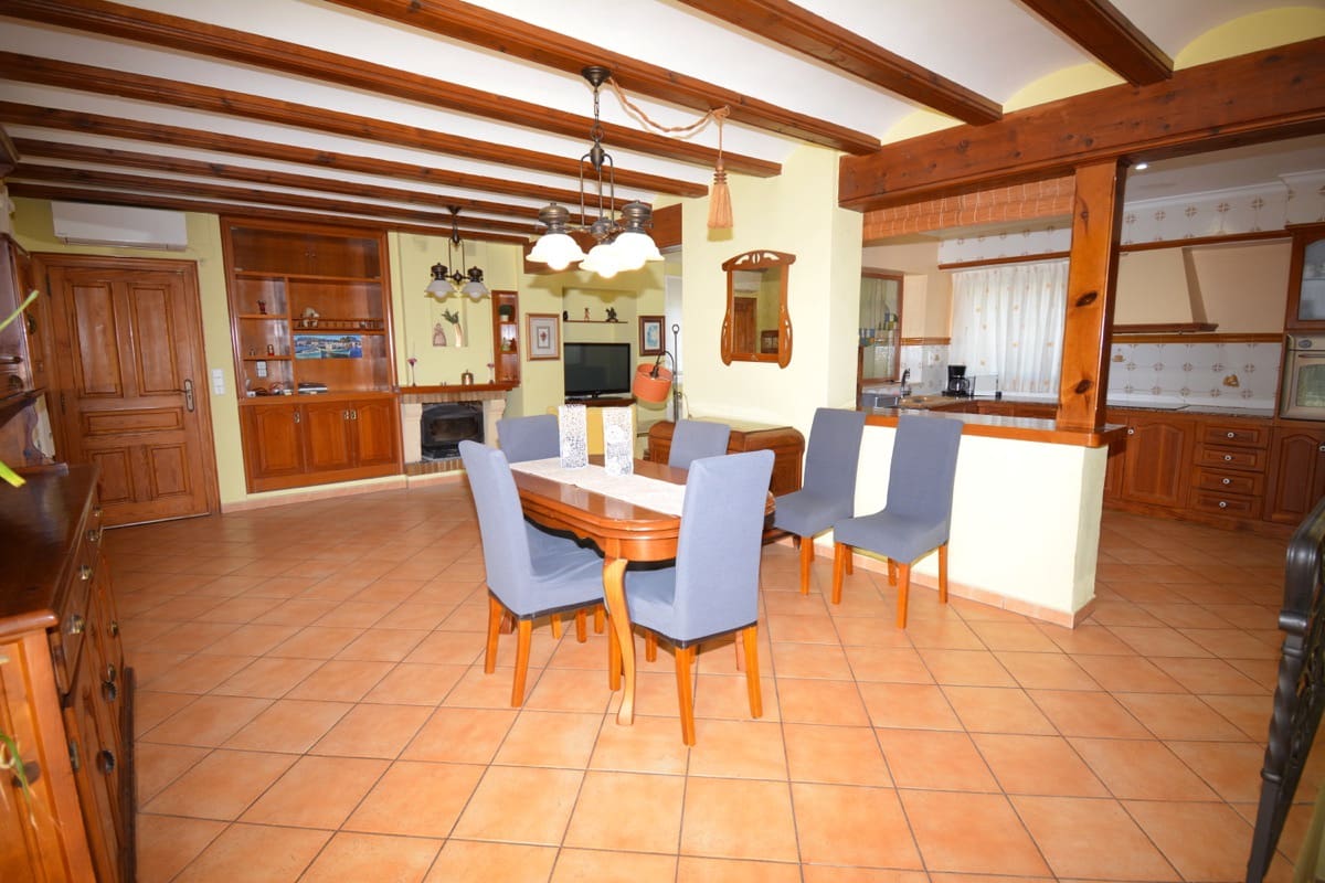 3 chambre Villa/Maison à vendre à Denia avec piscine - 549 000 € (Ref: 9374969)