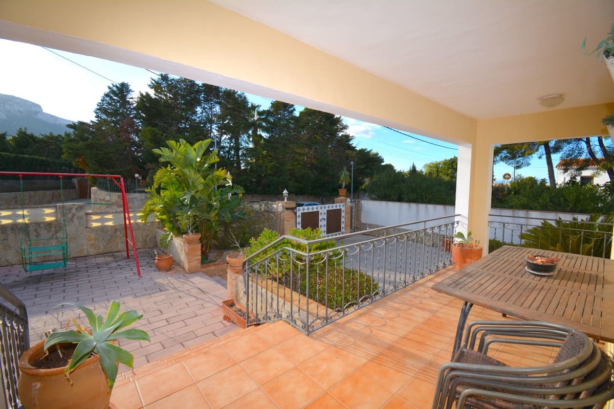 3 chambre Villa/Maison à vendre à Denia avec piscine - 549 000 € (Ref: 9374969)