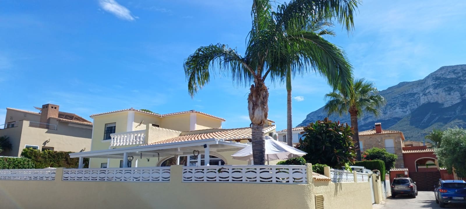 3 makuuhuone Huvila myytävänä paikassa Denia mukana uima-altaan - 595 000 € (Ref: 9376619)