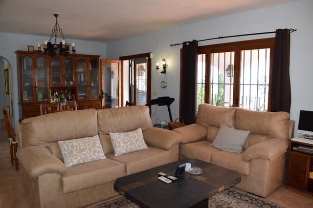 4 bedroom Villa for sale in Monte Pego, Pego with pool - € 435,000 (Ref: 9378732)