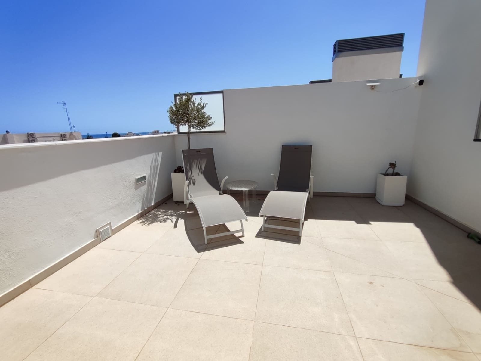 4 slaapkamer Penthouse te koop in Denia met zwembad - € 455.000 (Ref: 9378733)