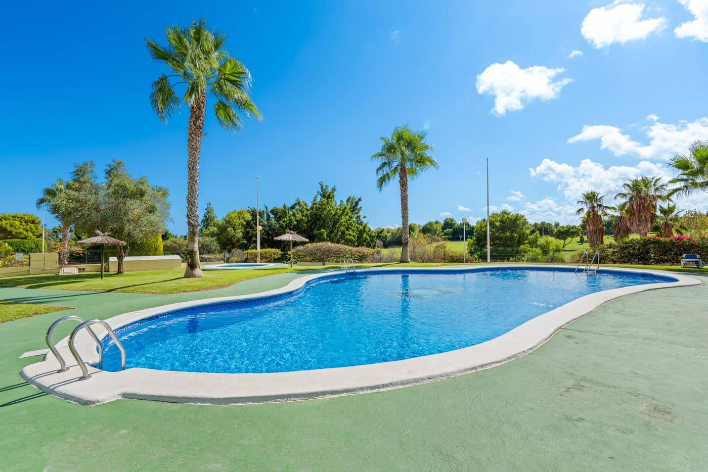 2 slaapkamer Appartement te koop in Campoamor - € 279.000 (Ref: 9390897)