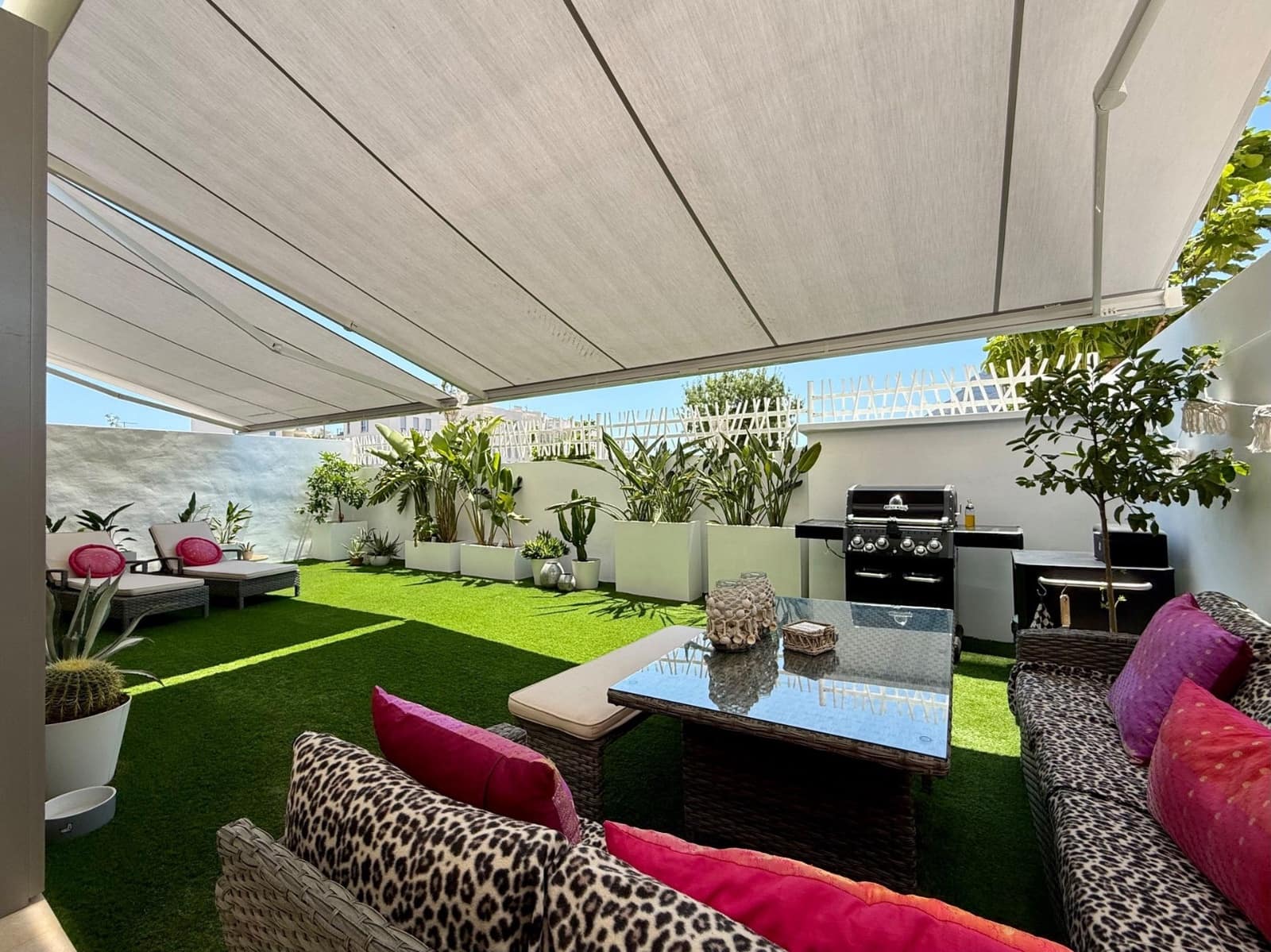 2 Zimmer Apartment zu verkaufen in Denia mit Pool - 349.000 € (Ref: 9393252)