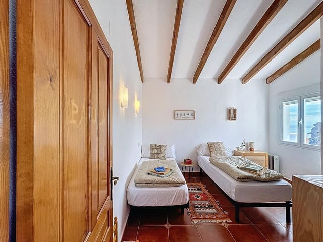 2 makuuhuone Huvila myytävänä paikassa Moraira, Teulada-Moraira mukana uima-altaan - 335 000 € (Ref: 9395730)