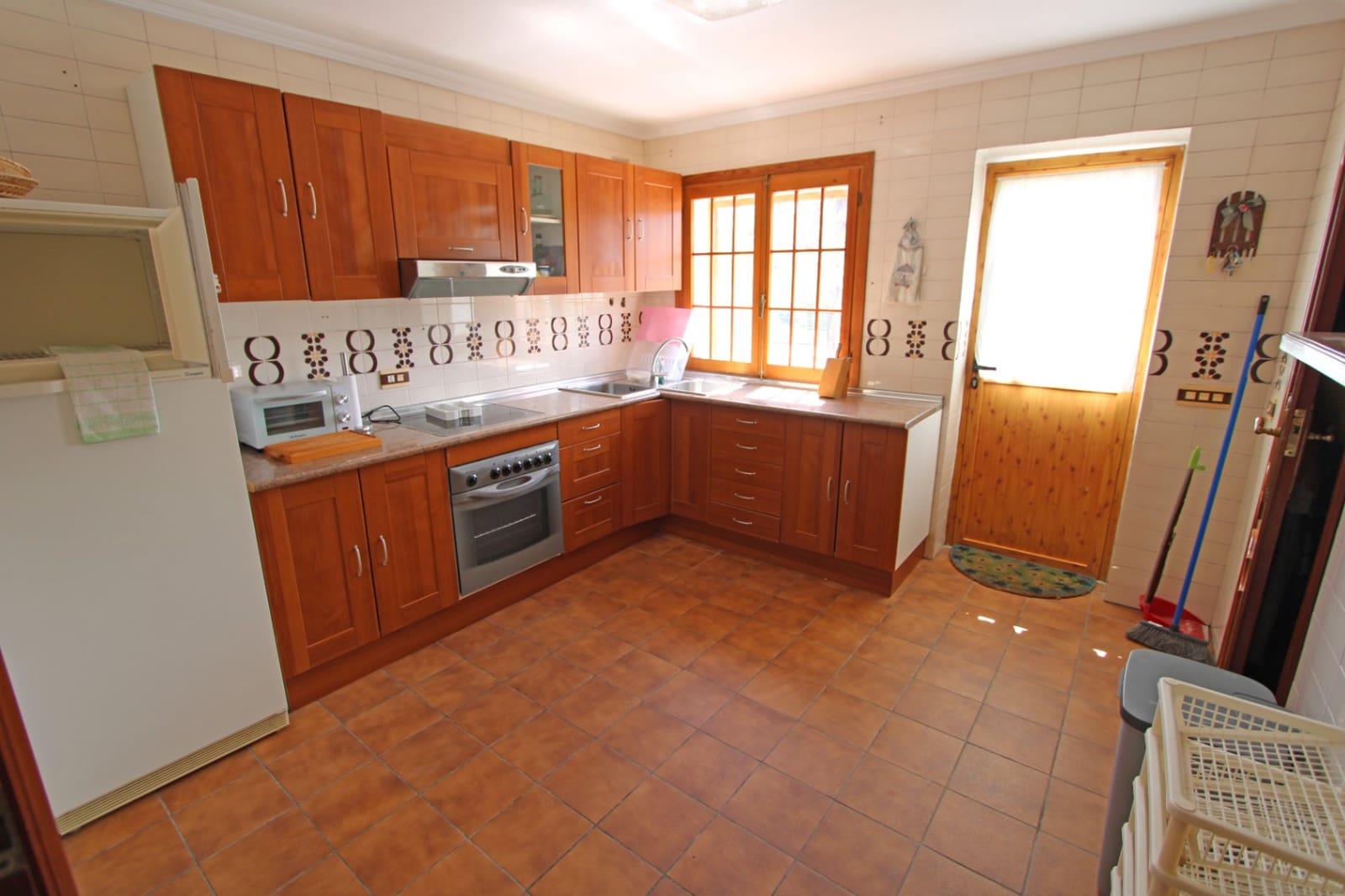 6 camera da letto Villa in vendita in Orba con piscina - 690.000 € (Rif: 9395731)