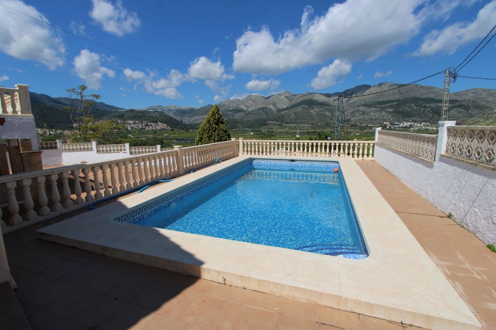 6 camera da letto Villa in vendita in Orba con piscina - 690.000 € (Rif: 9395731)