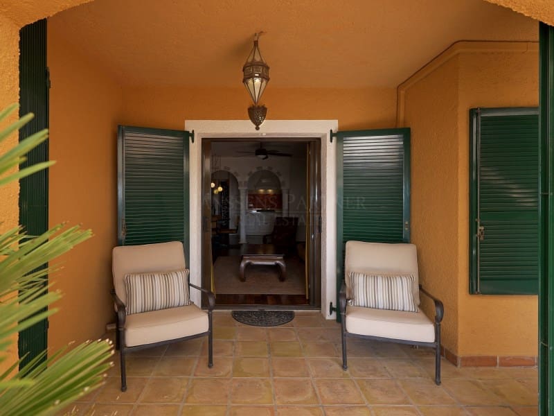 2 bedroom Apartment for sale in Altea - € 399,000 (Ref: 9396755)