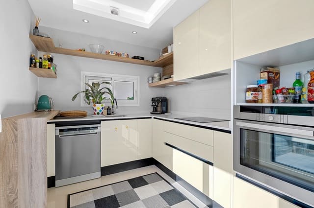 3 quarto Moradia Geminada para venda em Doña Pepa, Rojales - 379 000 € (Ref: 9403018)