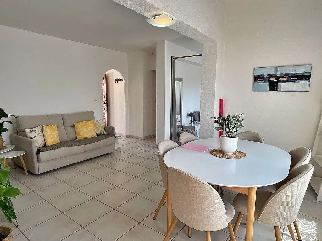 4 makuuhuone Huvila myytävänä paikassa Benissa mukana uima-altaan - 475 000 € (Ref: 9406235)