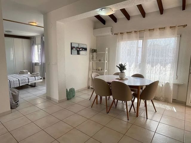 4 makuuhuone Huvila myytävänä paikassa Benissa mukana uima-altaan - 475 000 € (Ref: 9406235)