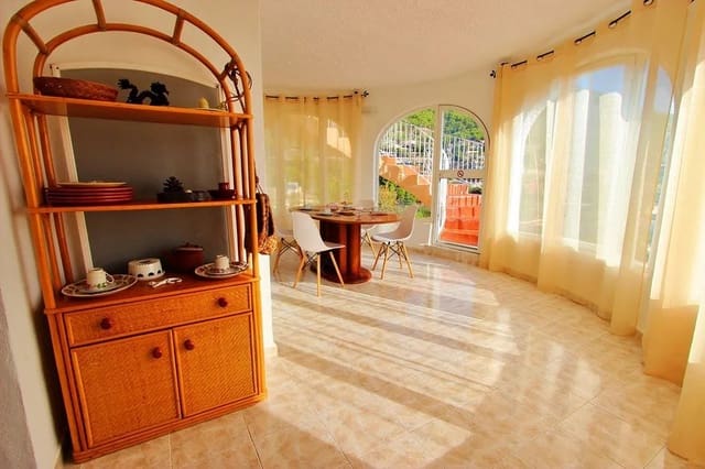 3 makuuhuone Huvila myytävänä paikassa Maryvilla, Calpe / Calp - 460 000 € (Ref: 9406237)