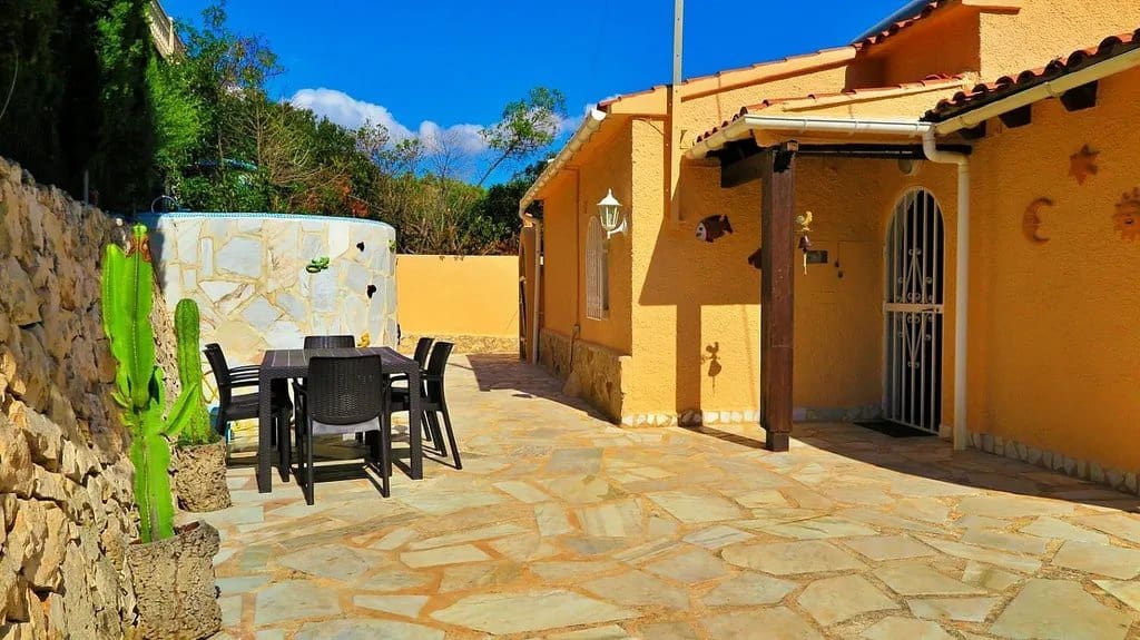 3 makuuhuone Huvila myytävänä paikassa Calpe / Calp - 460 000 € (Ref: 9406237)