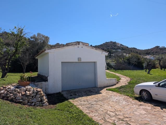 2 bedroom Finca/Country House for sale in Moraira, Teulada-Moraira with pool - € 450,000 (Ref: 9406239)