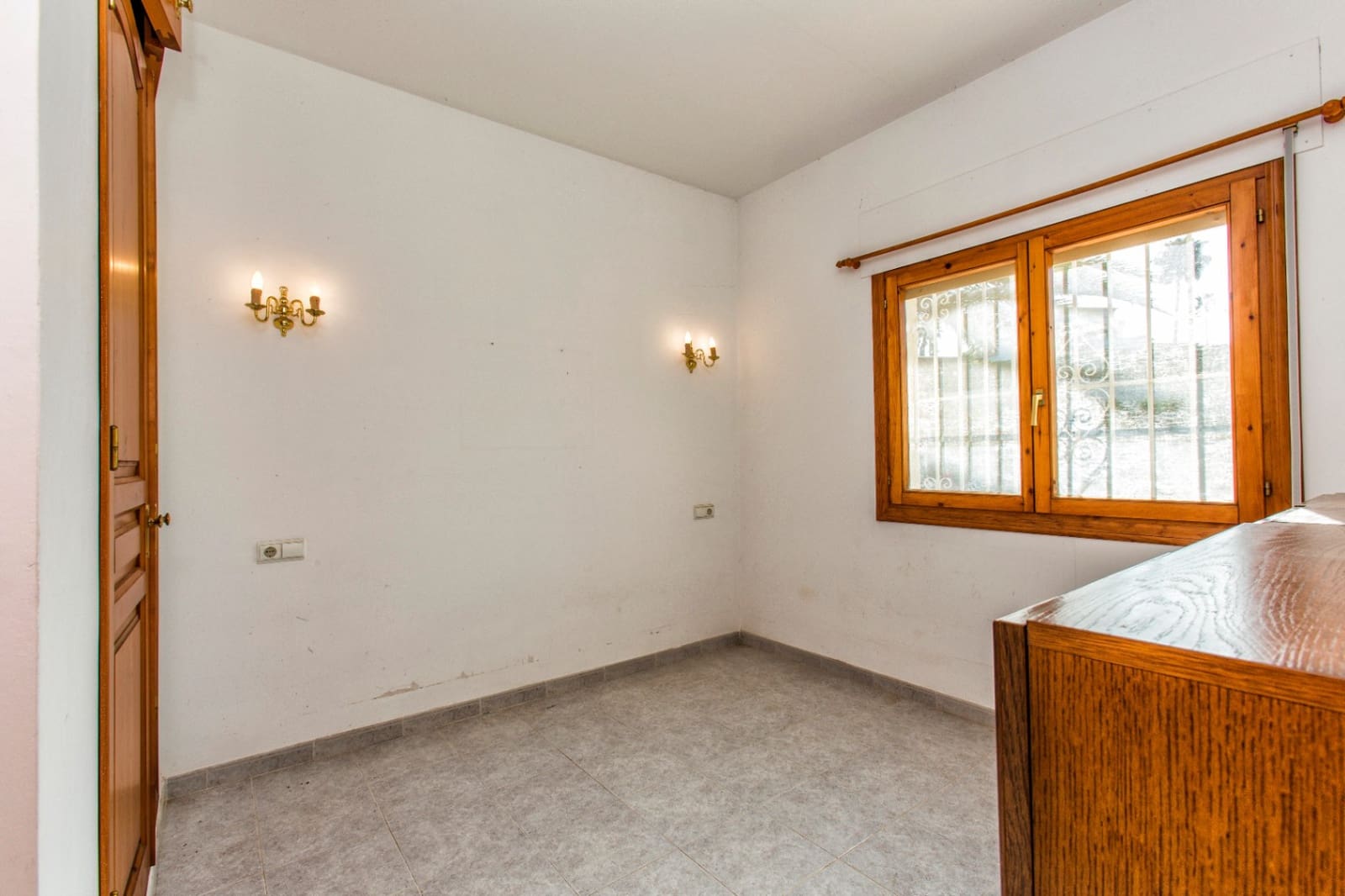 2 chambre Villa/Maison à vendre à Calpe / Calp avec piscine - 390 000 € (Ref: 9406240)