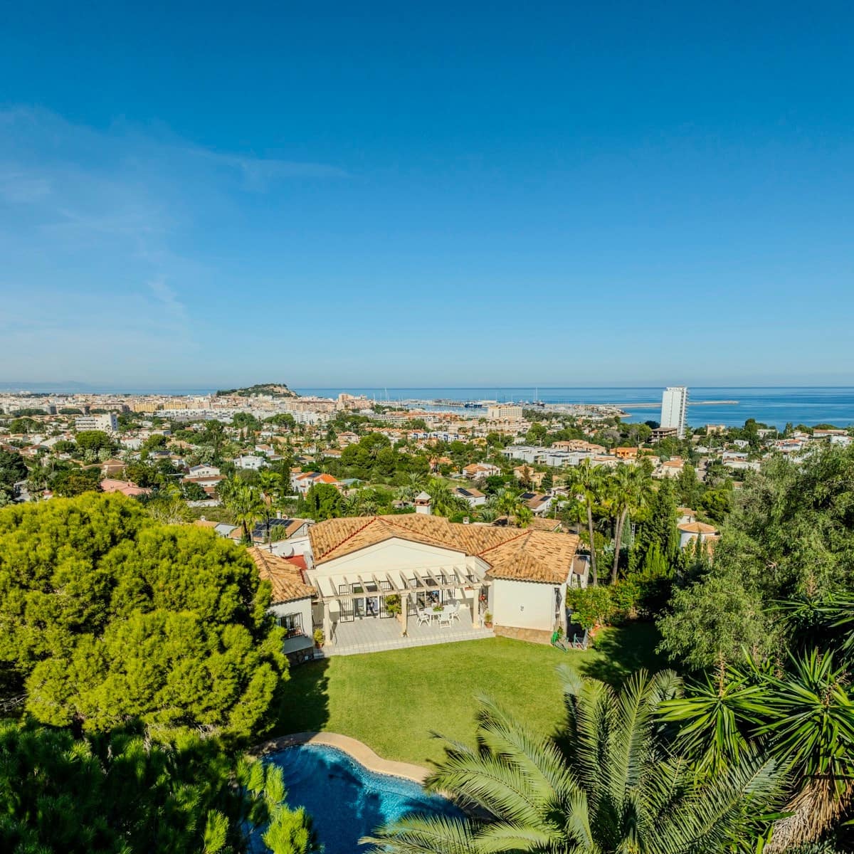 4 sovrum Villa till salu i Denia med pool - 950 000 € (Ref: 9406241)