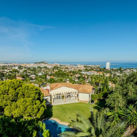 4 sovrum Villa till salu i Dénia med pool - 950 000 € (Ref: 9406241)