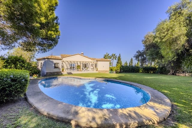 4 sovrum Villa till salu i Dénia med pool - 950 000 € (Ref: 9406241)