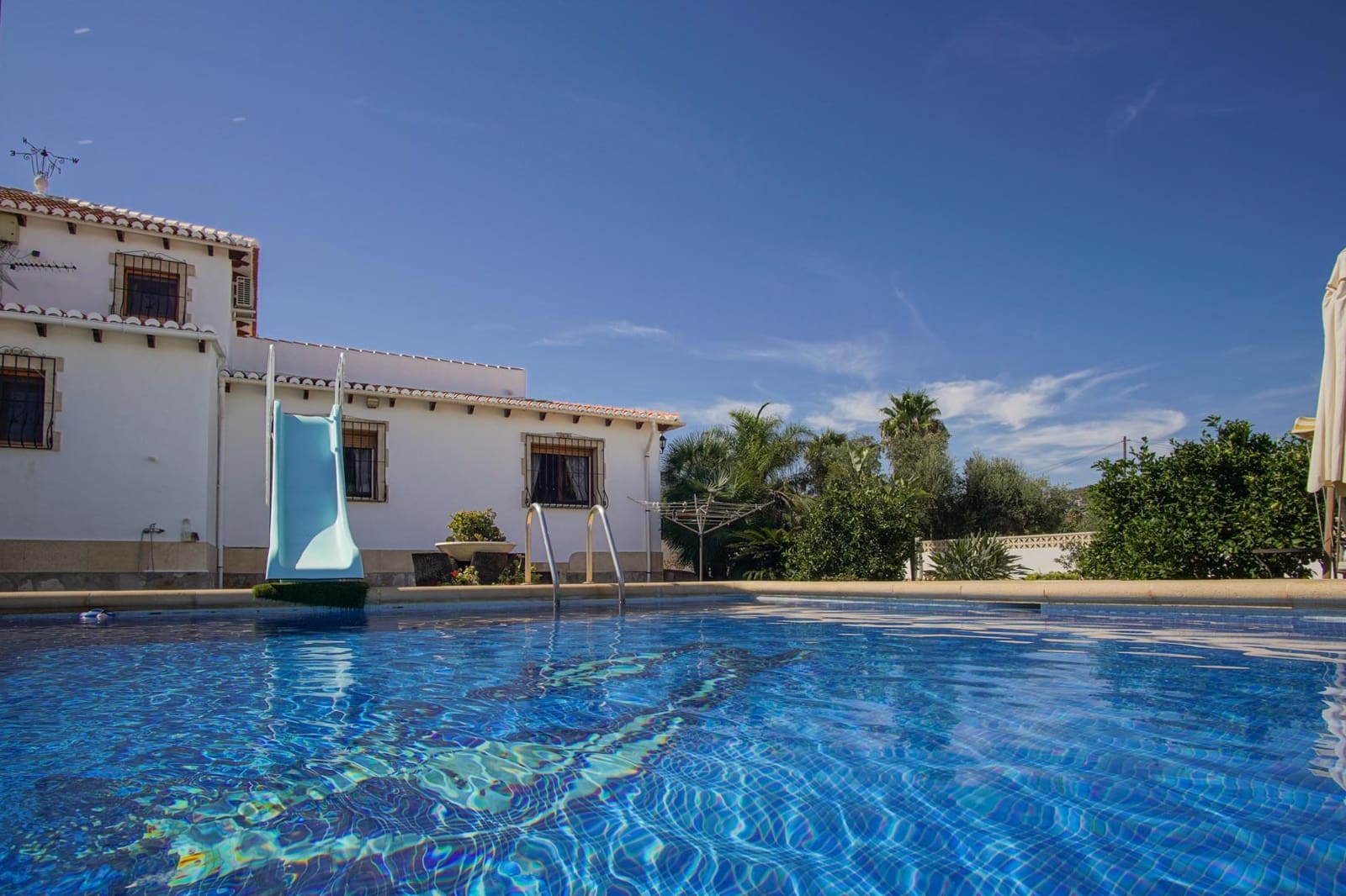 4 quarto Moradia para venda em Denia com piscina - 580 000 € (Ref: 9406243)