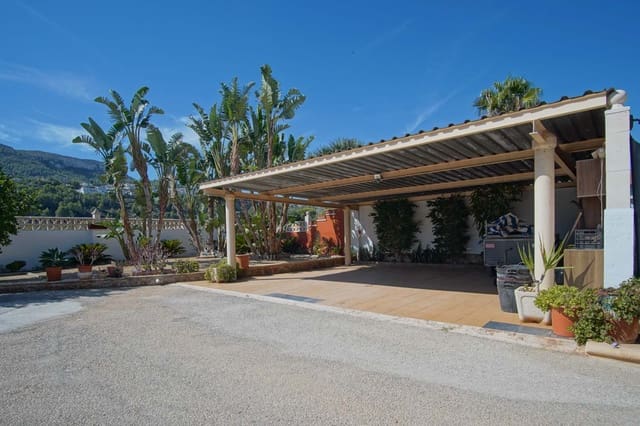 4 quarto Moradia para venda em Dénia com piscina - 580 000 € (Ref: 9406243)