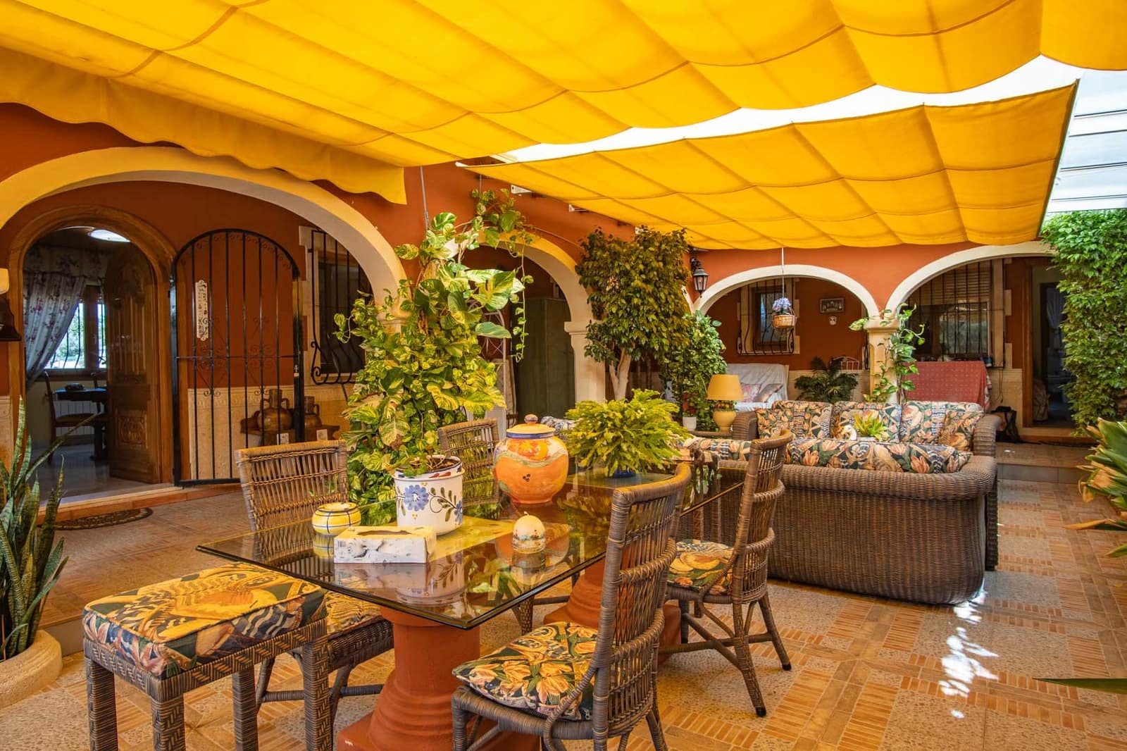 4 quarto Moradia para venda em Denia com piscina - 580 000 € (Ref: 9406243)