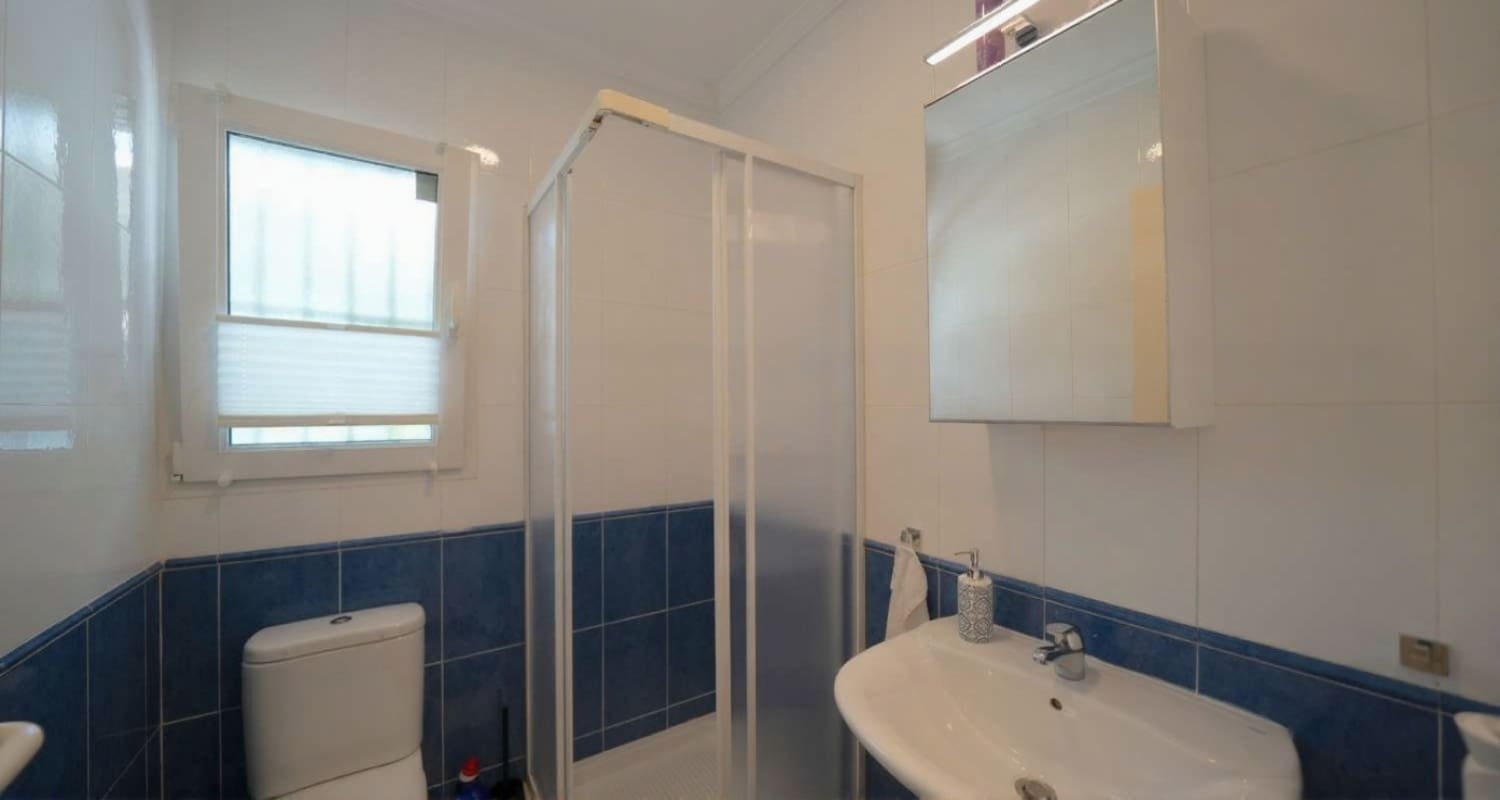 3 bedroom Villa for sale in Pedreguer with pool - € 399,000 (Ref: 9431088)