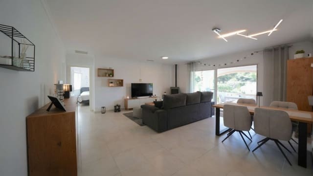 3 soveværelse Villa til salg i Pedreguer med swimmingpool - € 399.000 (Ref: 9431088)