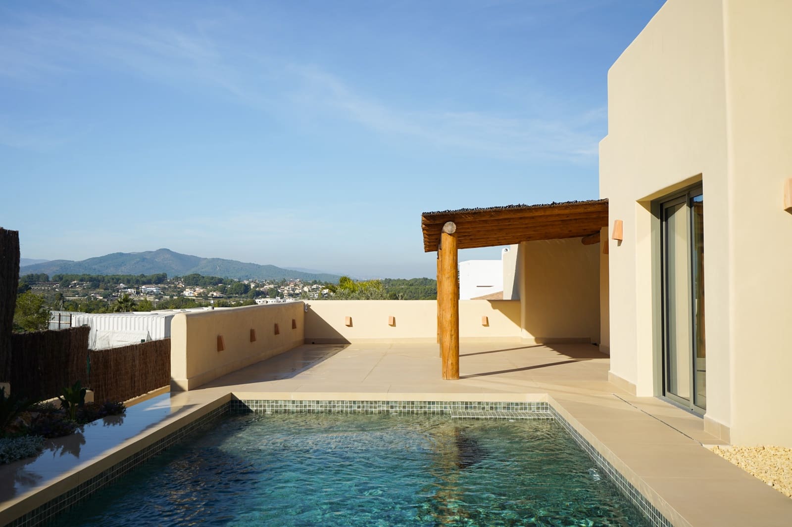 Chalet de 3 habitaciones en Javea / Xàbia en venta con piscina - 1.375.000 € (Ref: 9445822)