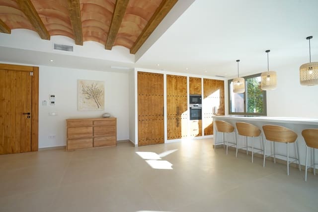 Chalet de 3 habitaciones en Javea / Xàbia en venta con piscina - 1.375.000 € (Ref: 9445822)