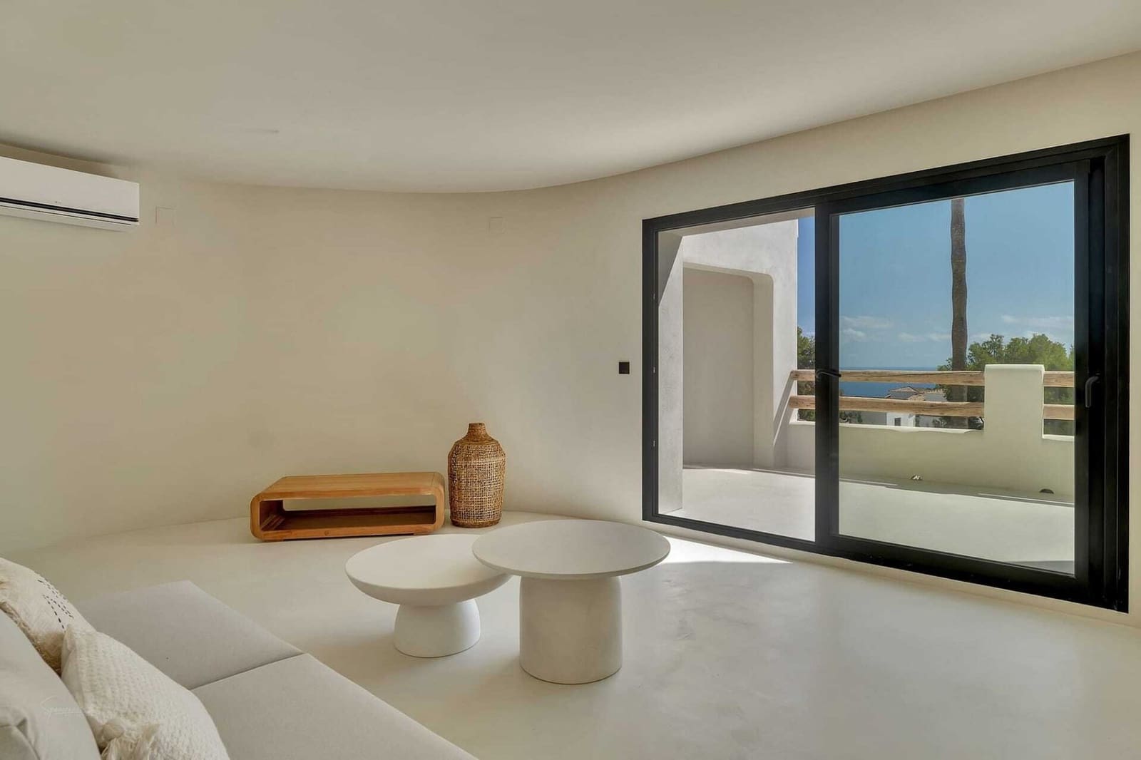 6 soveværelse Villa til salg i Benissa med swimmingpool - € 1.990.000 (Ref: 9445824)