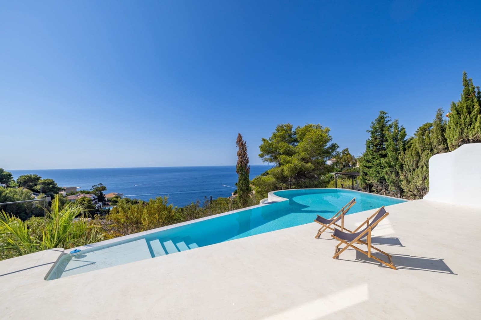 4 sypialnia Willa na sprzedaż w Javea / Xabia z basenem - 1 490 000 € (Ref: 9445828)