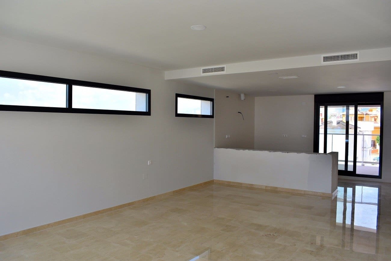 Chalet de 4 habitaciones en Finestrat en venta - 760.000 € (Ref: 9651303)