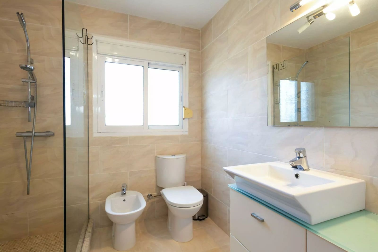 4 slaapkamer Villa te koop in Javea / Xabia met zwembad - € 695.000 (Ref: 9651313)
