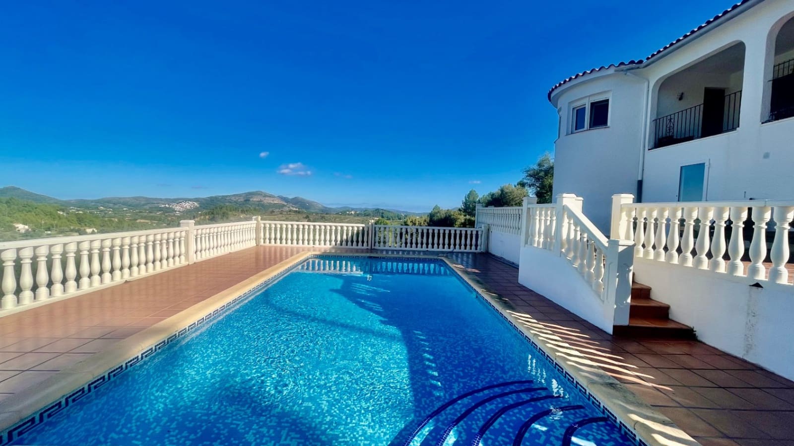 4 bedroom Finca/Country House for sale in Jalon / Xalo with pool - € 399,000 (Ref: 9651316)