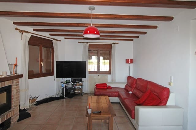 3 bedroom Villa for sale in Orba with pool - € 580,000 (Ref: 9651317)