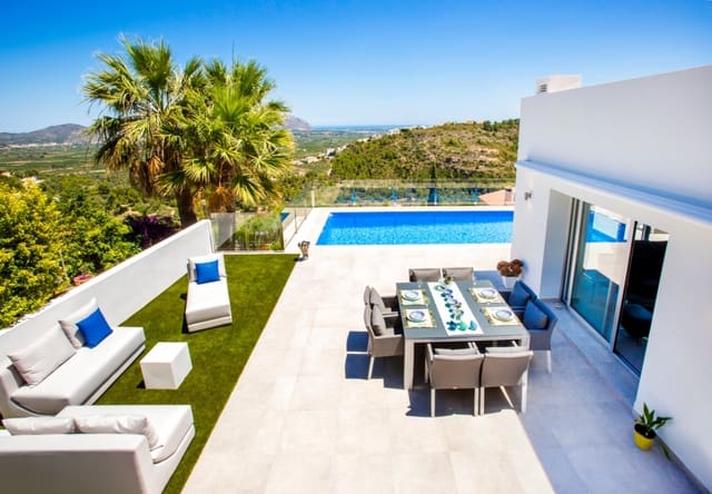 3 chambre Villa/Maison à vendre à Orba avec piscine - 599 950 € (Ref: 9651318)