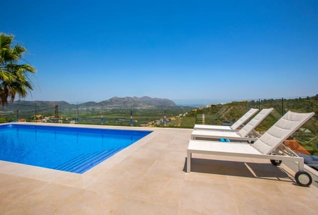 3 chambre Villa/Maison à vendre à Orba avec piscine - 599 950 € (Ref: 9651318)