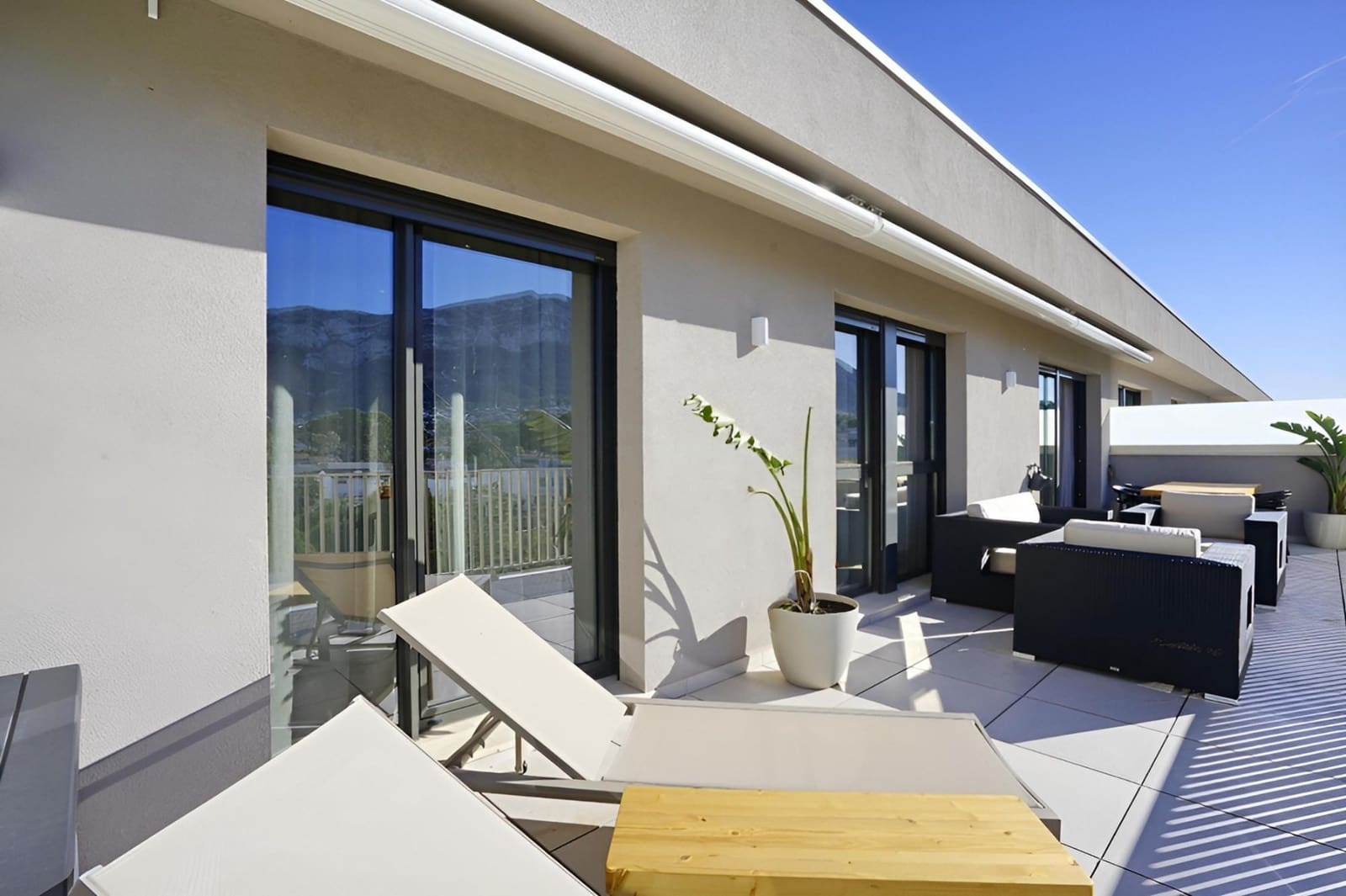 3 soveværelse Penthouse til salg i Denia med swimmingpool - € 695.000 (Ref: 9674062)