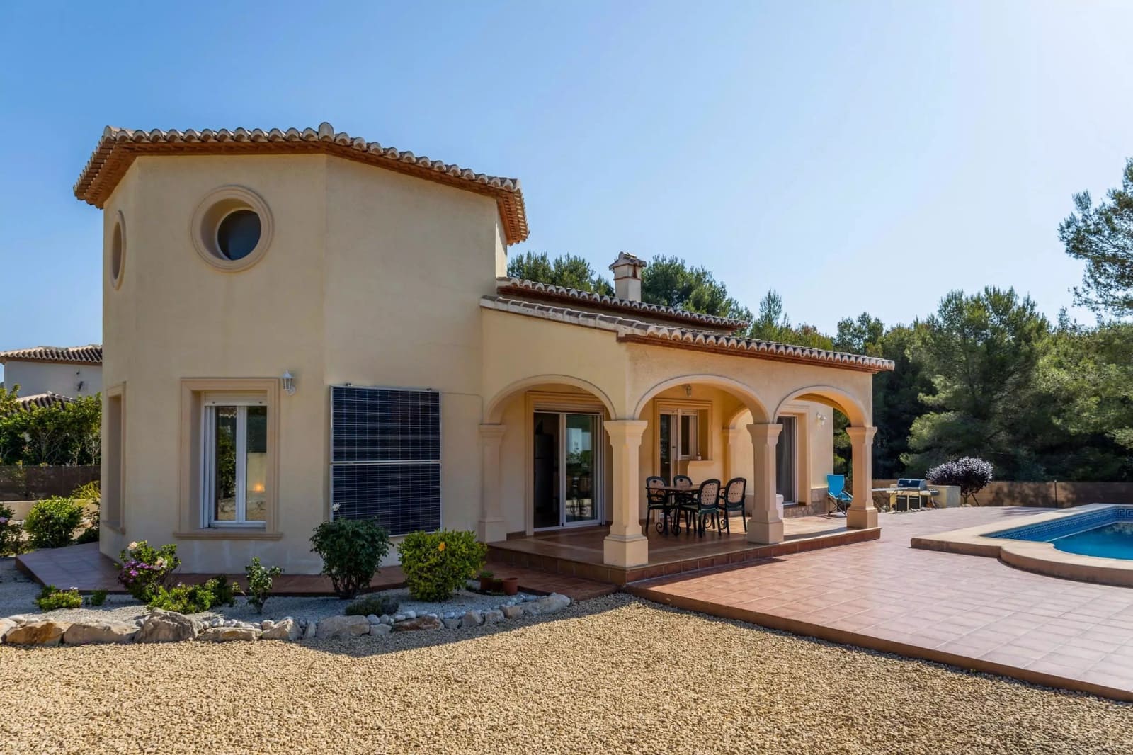 3 sypialnia Willa na sprzedaż w Javea / Xabia z basenem - 699 000 € (Ref: 9674064)