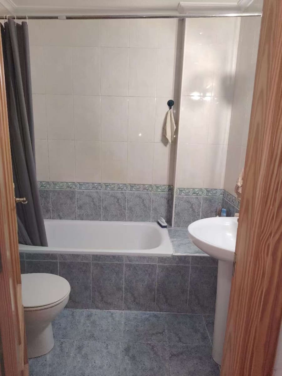 3 soveværelse Lejlighed til salg i Torrevieja - € 165.000 (Ref: 9696364)