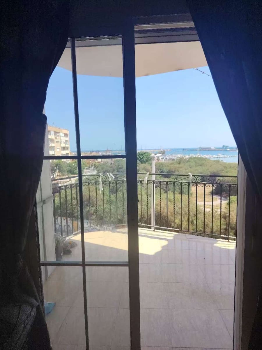 3 soveværelse Lejlighed til salg i Torrevieja - € 165.000 (Ref: 9696364)